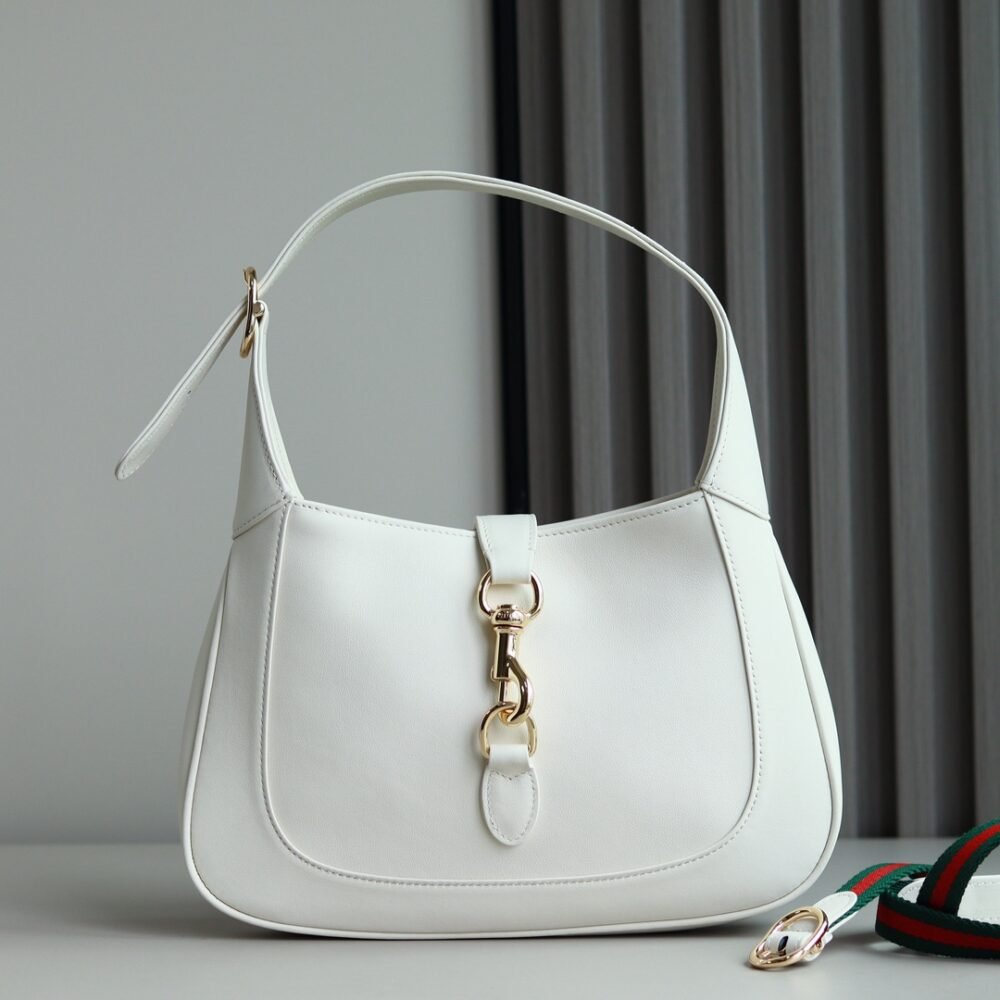 Handbag/Shoulder Bag Size   27.5x 19x 4
