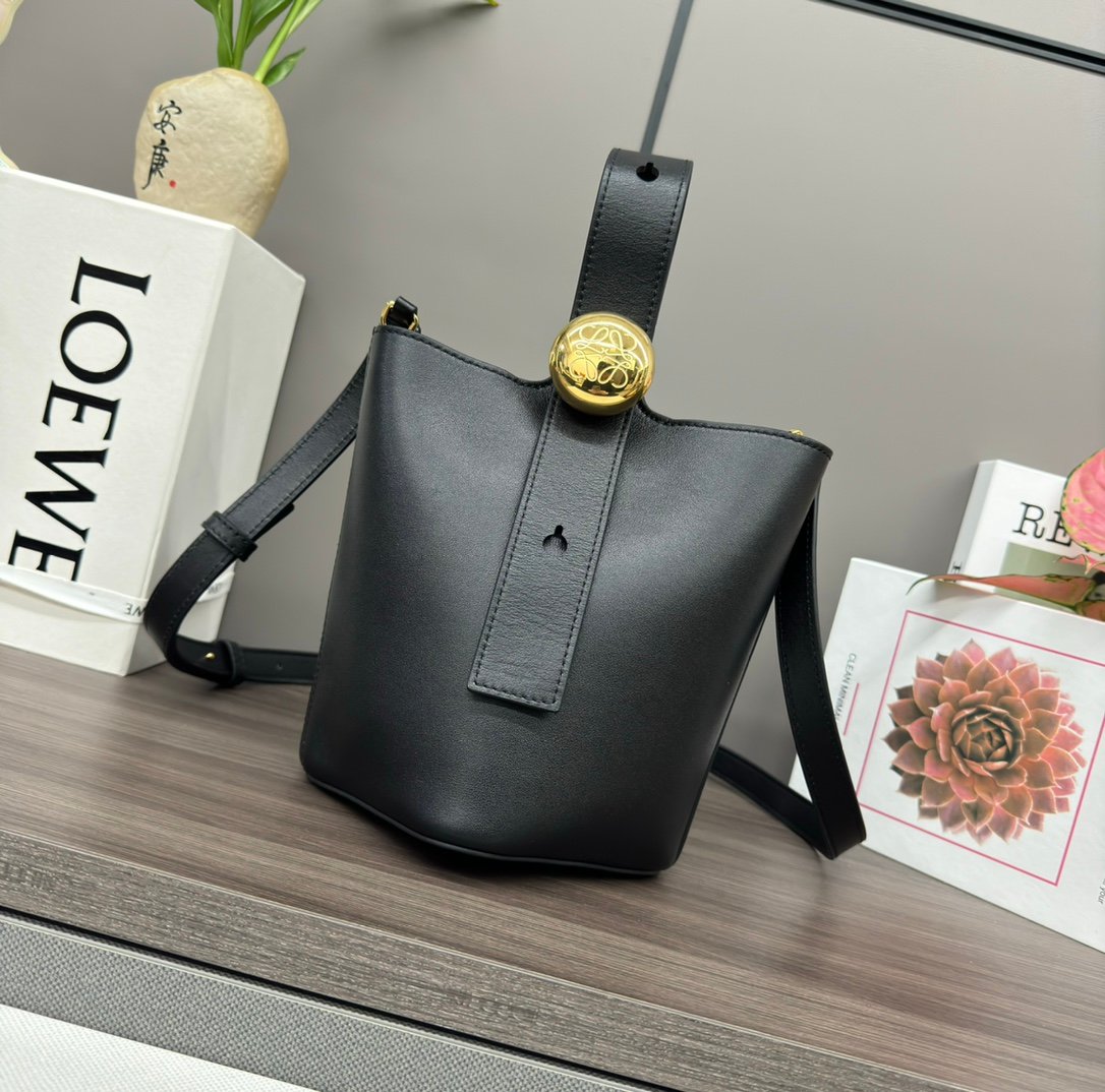 Handbag/Shoulder Bag Size 16*16*19.5CM