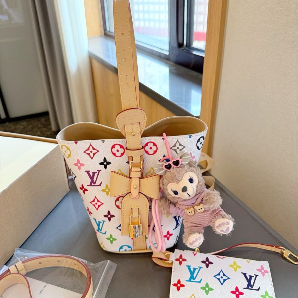 Three-color handbag shoulder bag ...