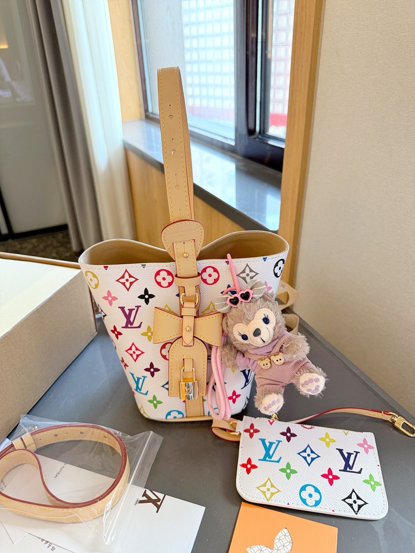 Three-color handbag shoulder bag ...