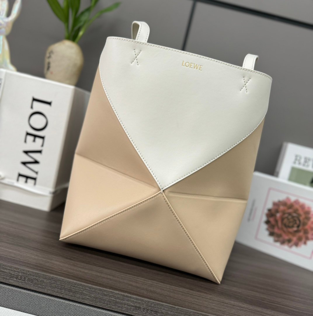 Handbag/Shoulder Bag Size 25.5*14.5*31.5CＭ