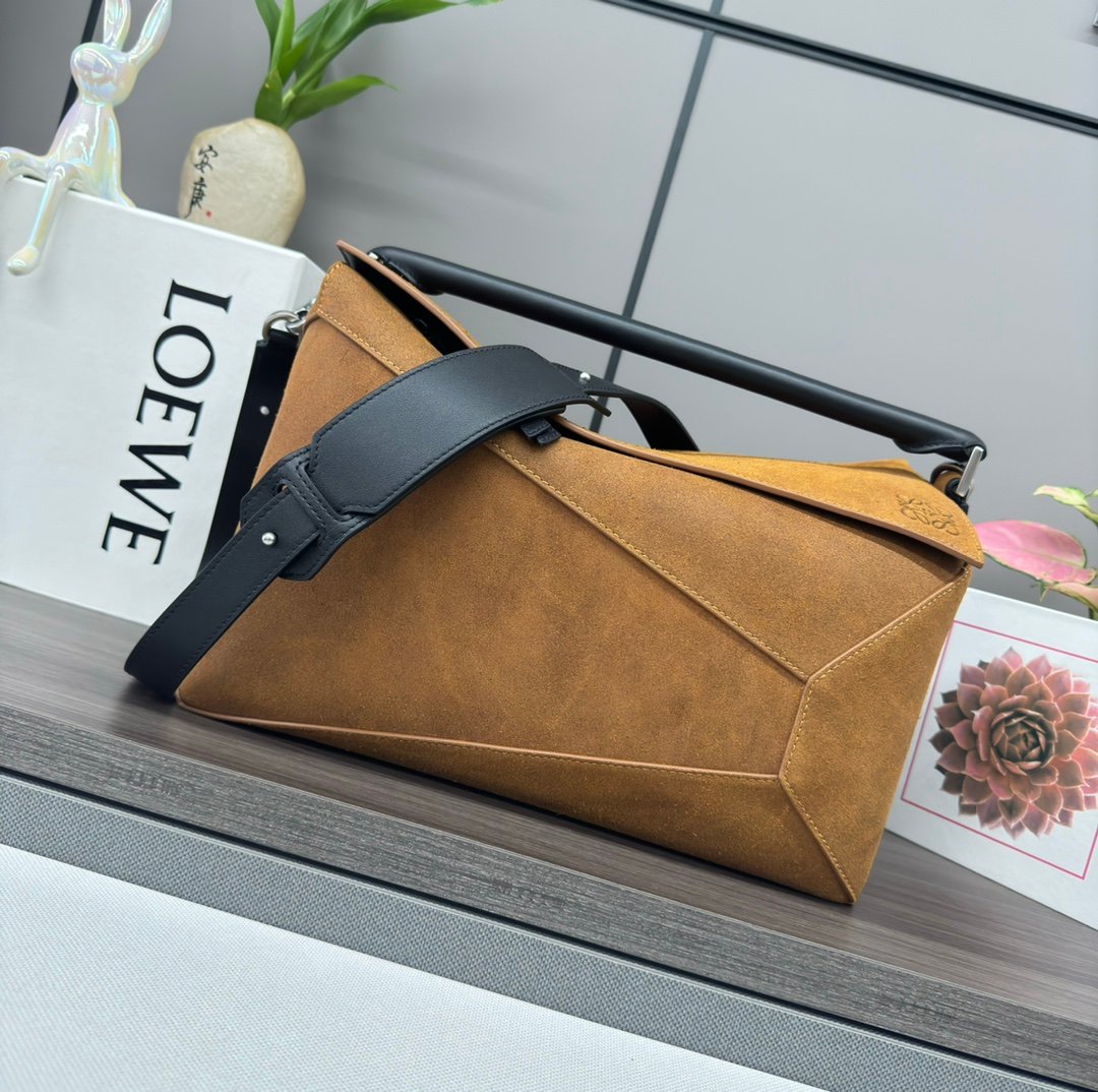 Handbag/Shoulder Bag Size 33*21*17CＭ