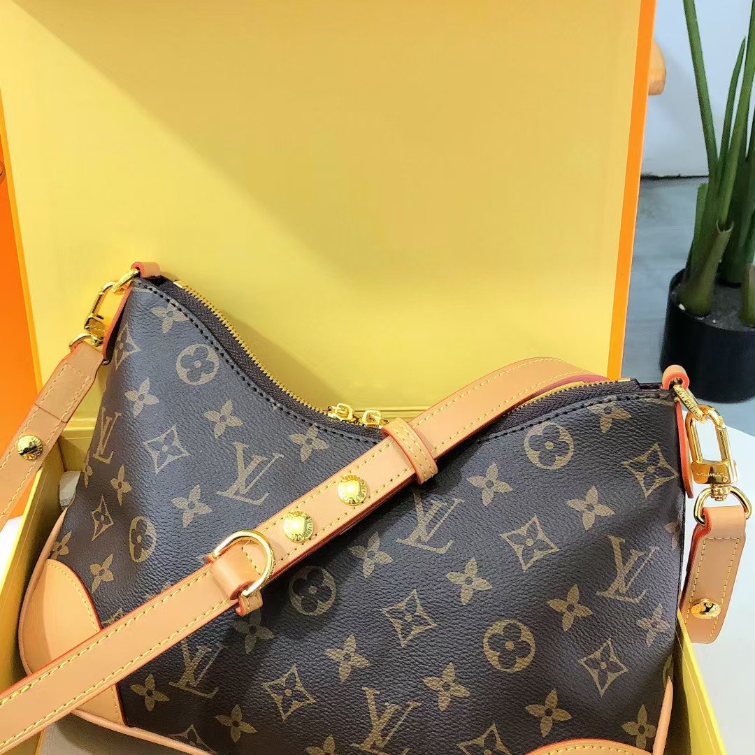 Old-fashioned croissant chain shoulder crossbody armpit bag Specifications: 27*16*10 ...
