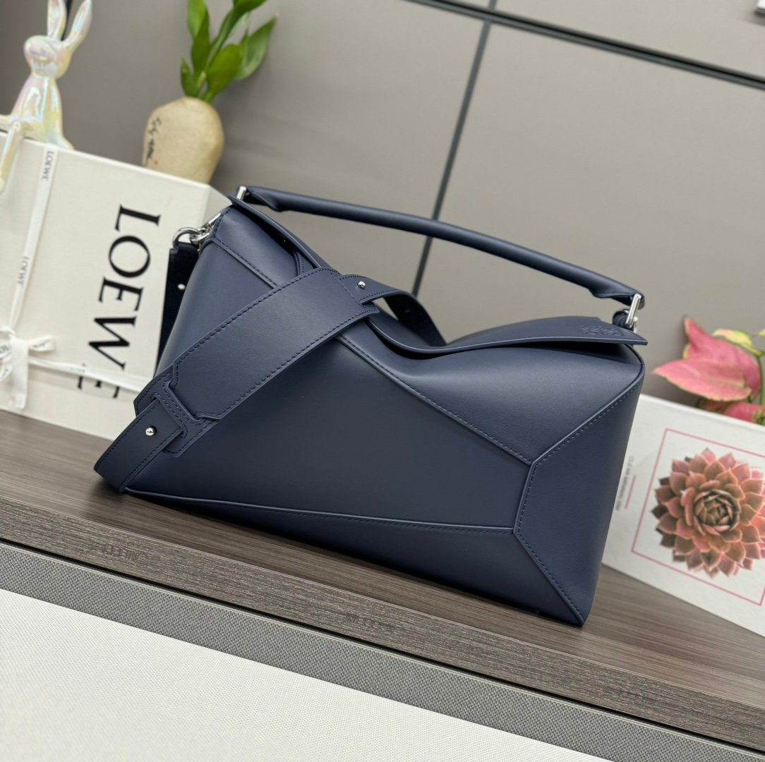 Handbag/Shoulder Bag Size 33*14.7*21.5cm