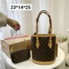 Pre-owned handbag specifications: 23*15*25