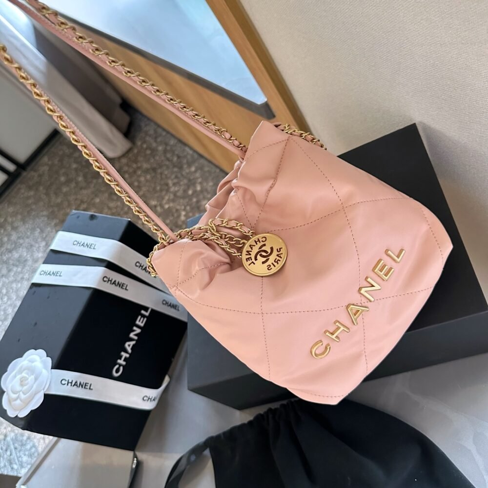 Handbag/Shoulder Bag Size 20*18*6