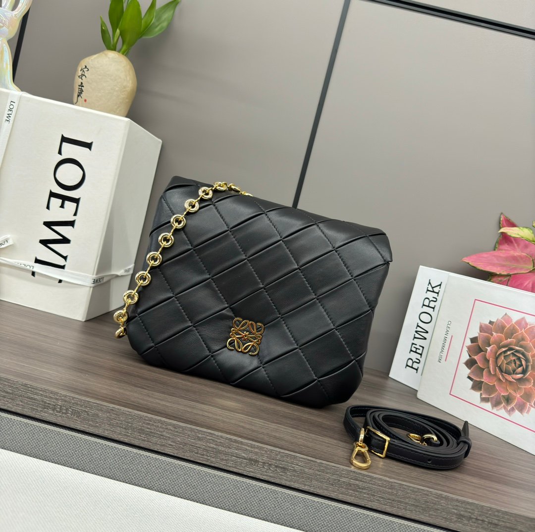 Handbag/Shoulder Bag Size23*9*17cm