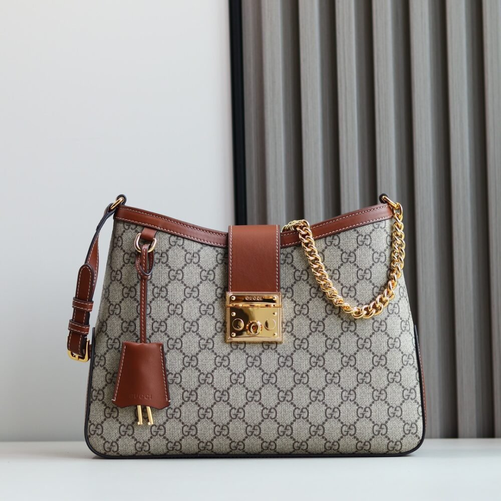 Handbag/Shoulder Bag Size  32.5x 24x 5.5cm