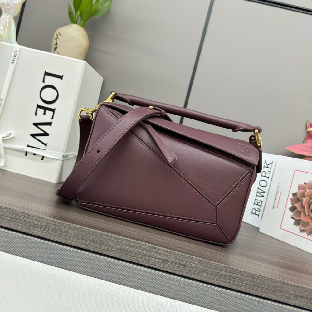 Handbag/Shoulder Bag Size 24*10.5*16CM