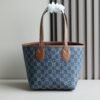 Handbag/Shoulder Bag Size   22x19x18cm