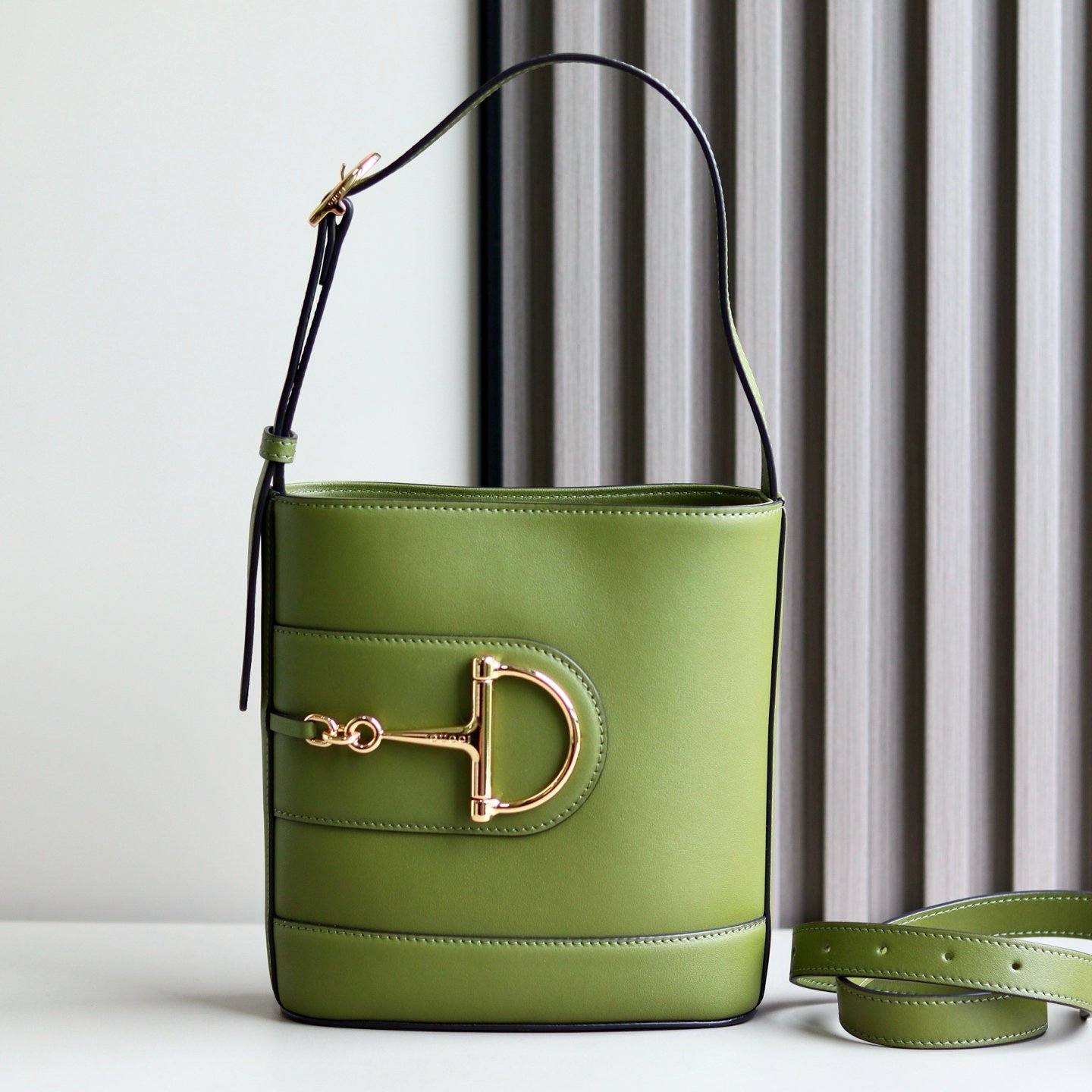 Handbag/Shoulder Bag Size  18.5x20x8.5
