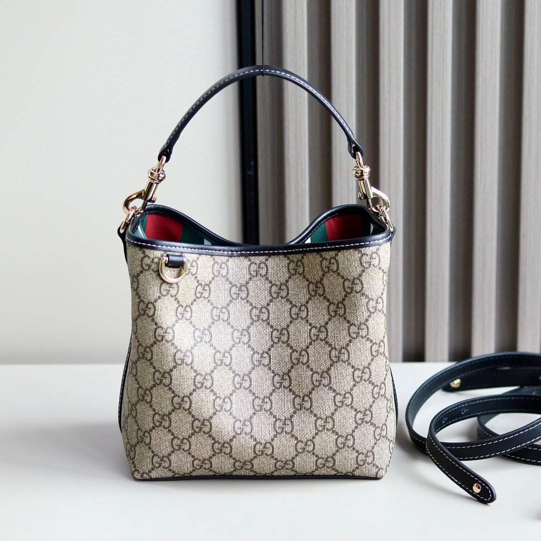 Handbag/Shoulder Bag Size  20.5x18x11.5