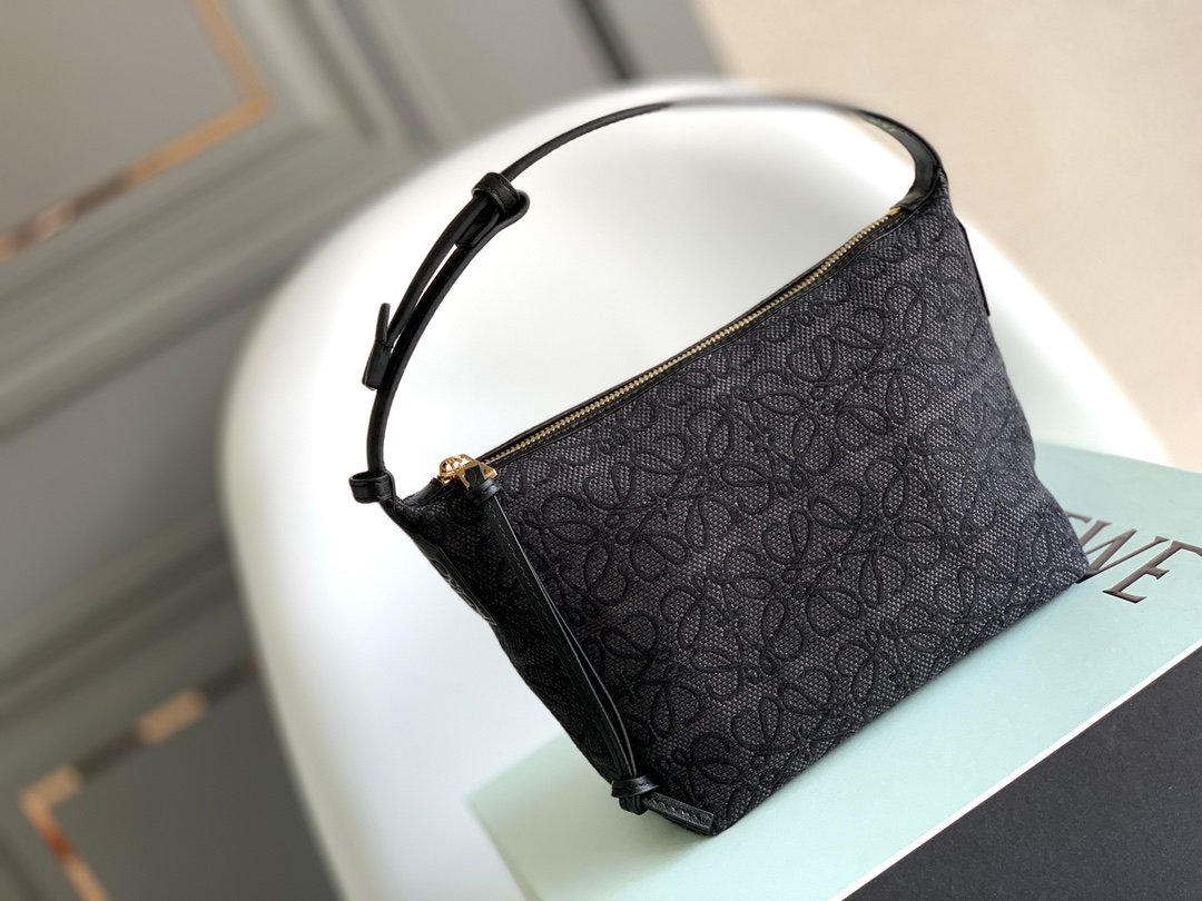 Handbag/Shoulder Bag Size 21*17*12.5cm
