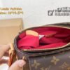 Camel bag shoulder bag Specification: 18*14.5*9cm