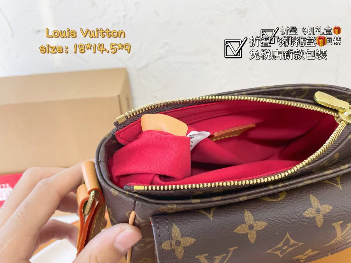 Camel bag shoulder bag Specification: 18*14.5*9cm