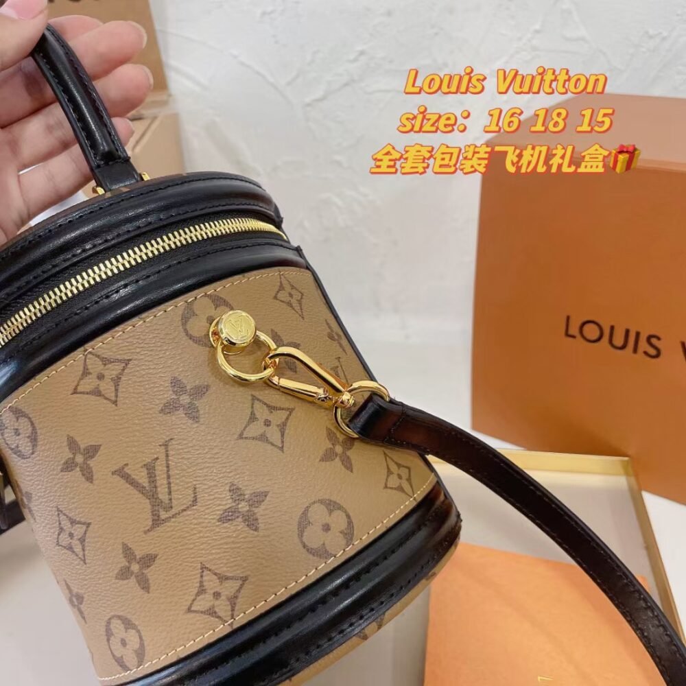 Cylinder Fortune Bucket Portable Crossbody Bag Specifications: 16*18*15cm