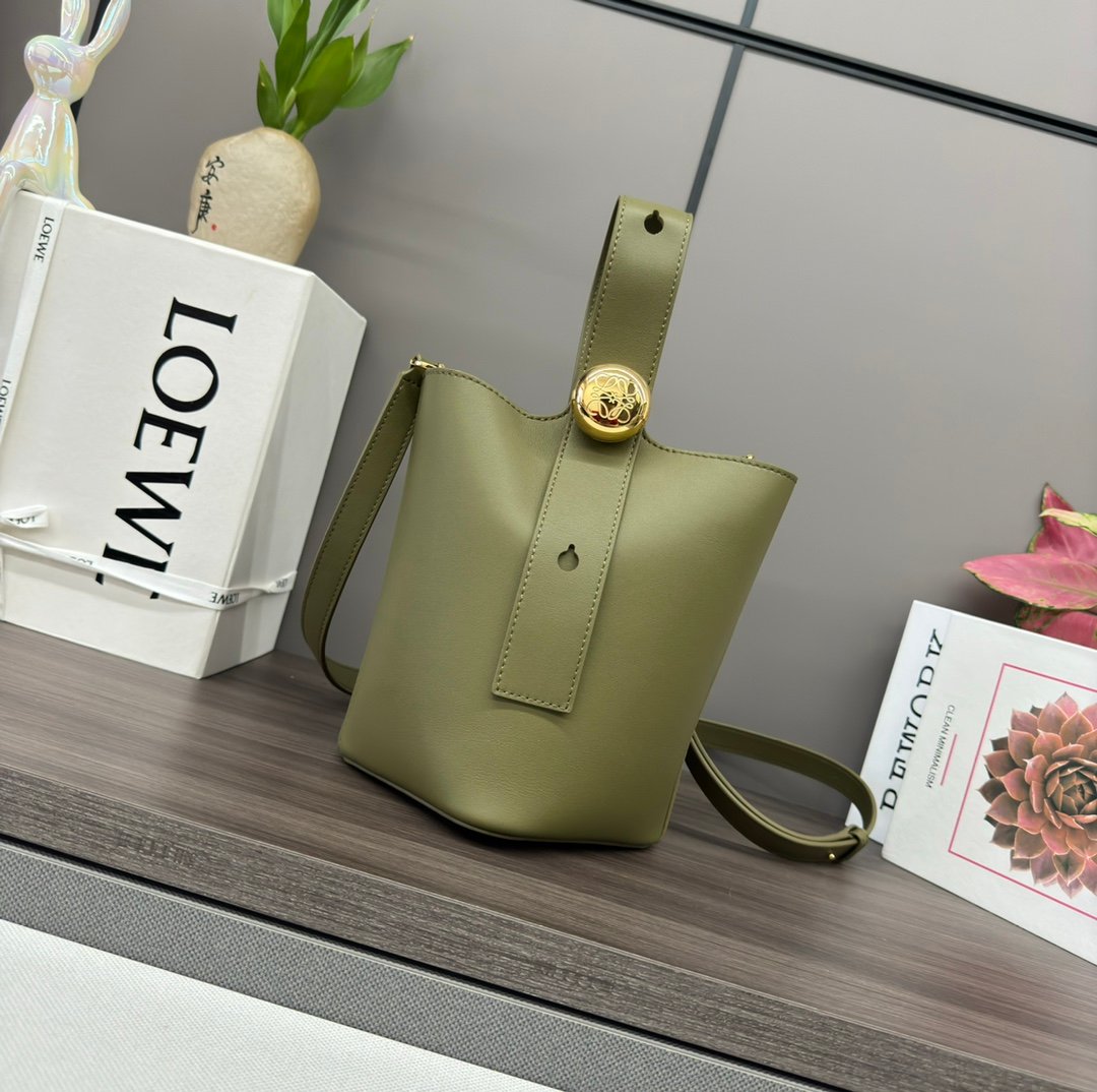 Handbag/Shoulder Bag Size16*16*19.5CM