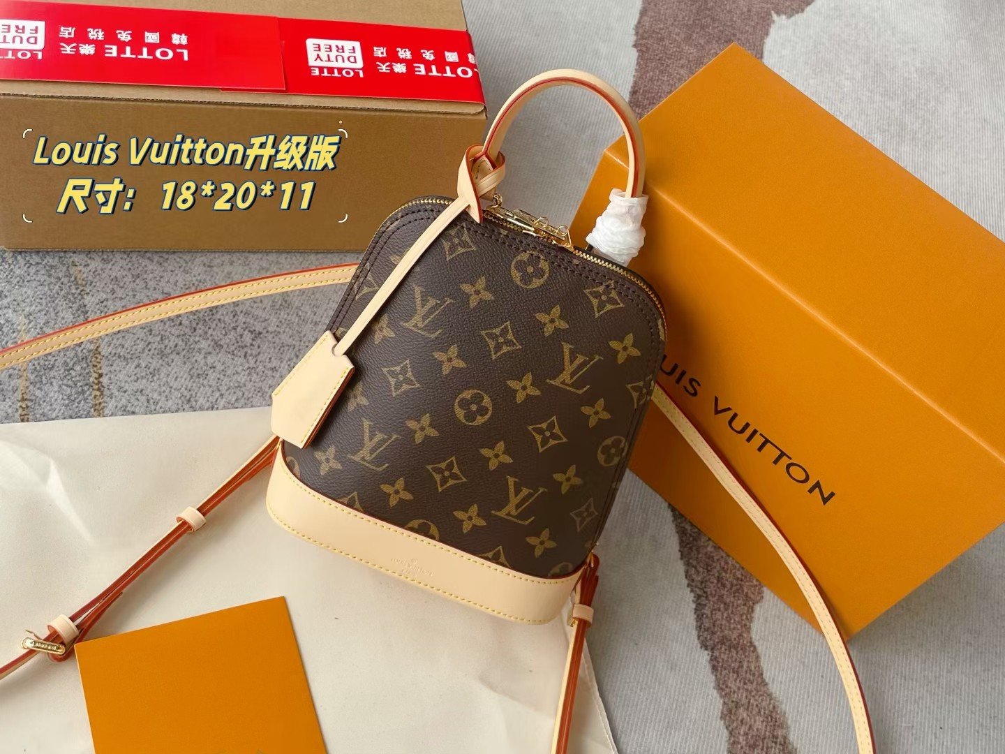 Hand-held backpack shell bag handbag shoulder bag Specification: 18*20*11cm