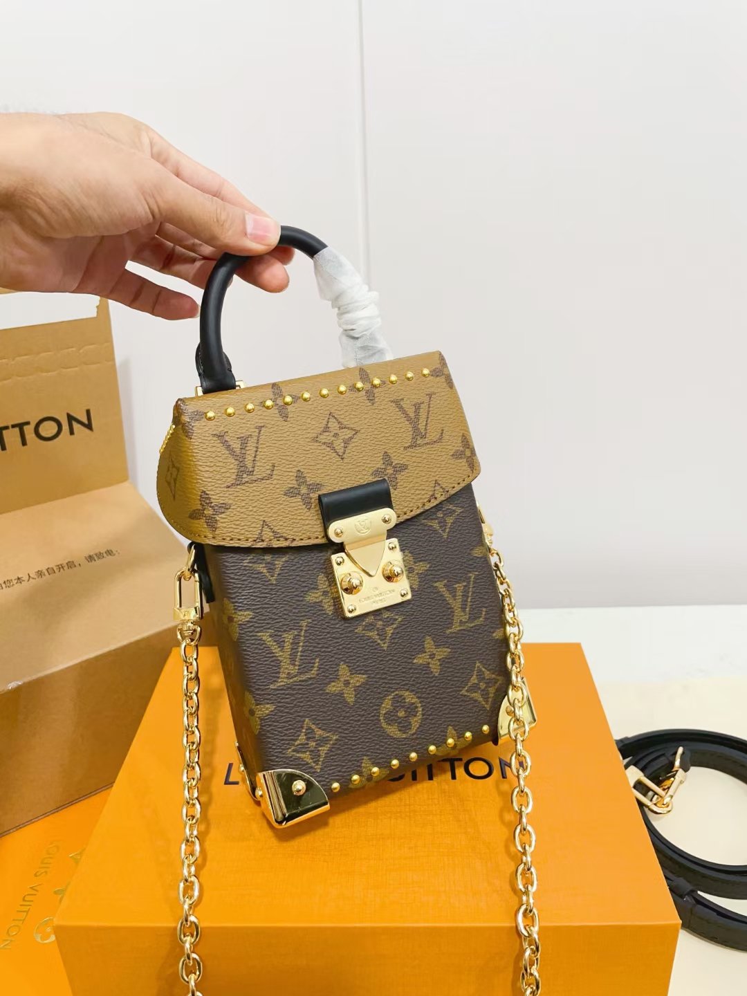 Handbag shoulder bag Specification: 13*18*7cm