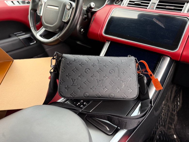 Crossbody free messenger bag 29x17x9cm