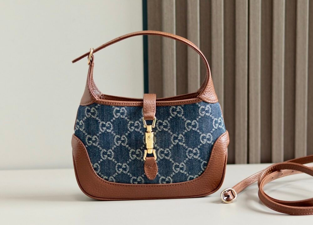 Handbag/Shoulder Bag Size  19*13*3
