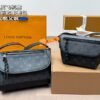 Messenger bag size 23 17/15 13