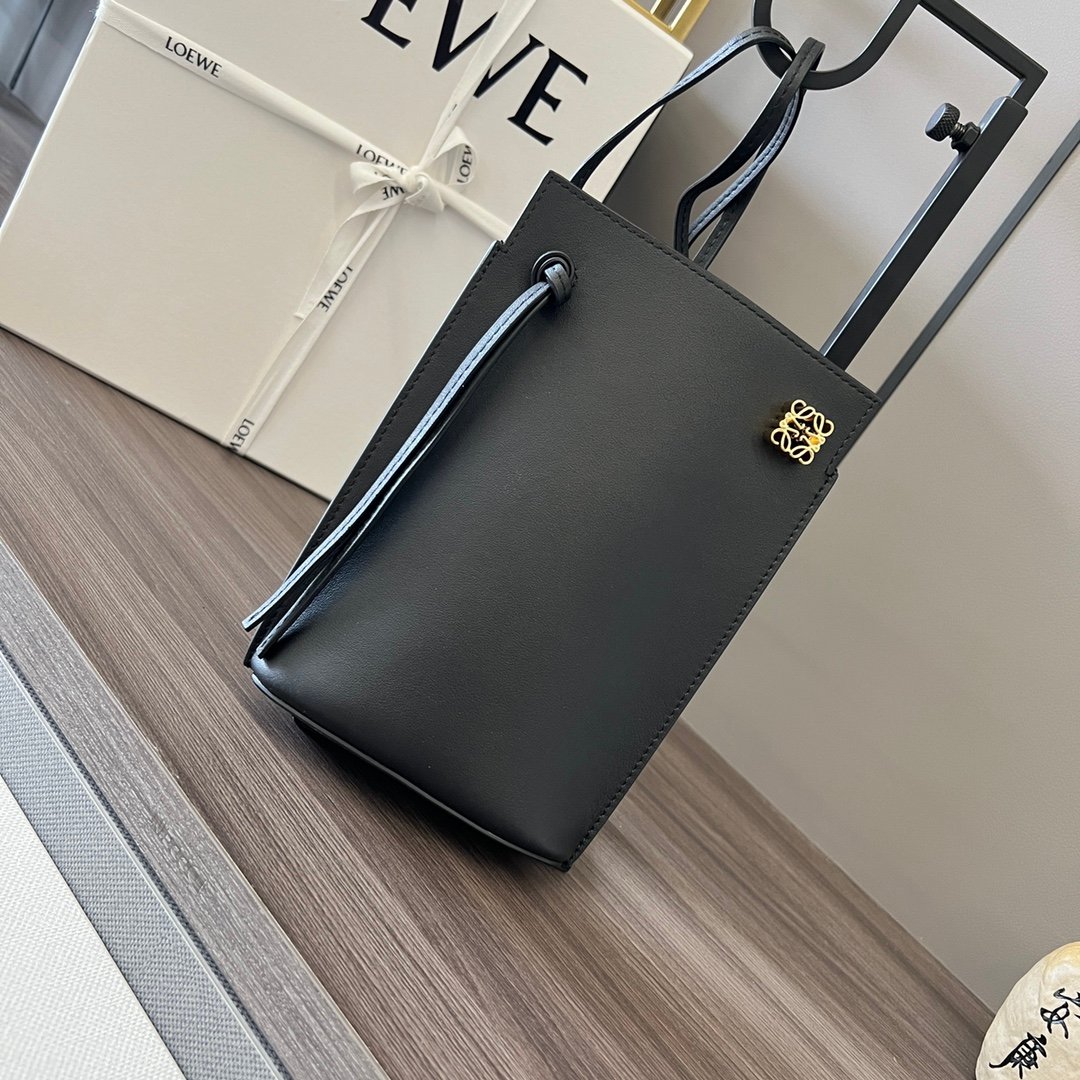 Handbag/Shoulder Bag Size 21*15*5cm