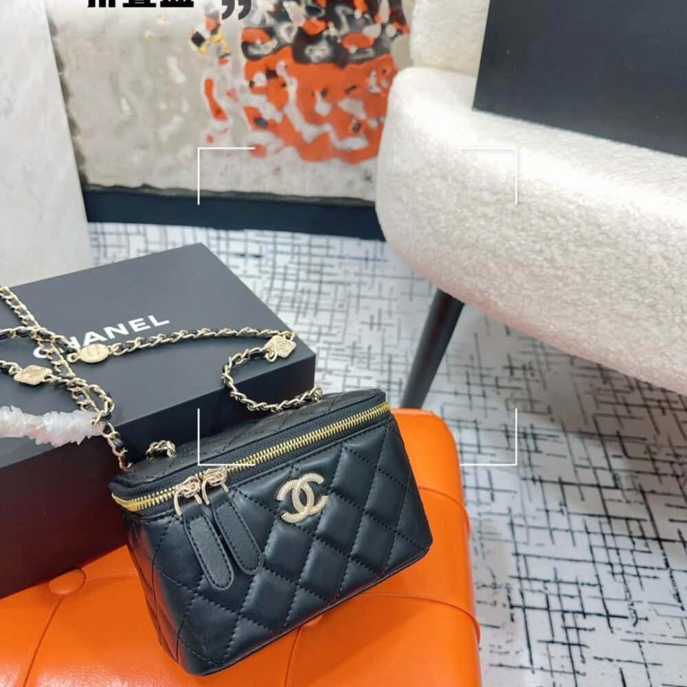 Handbag/Shoulder Bag Size 19cm