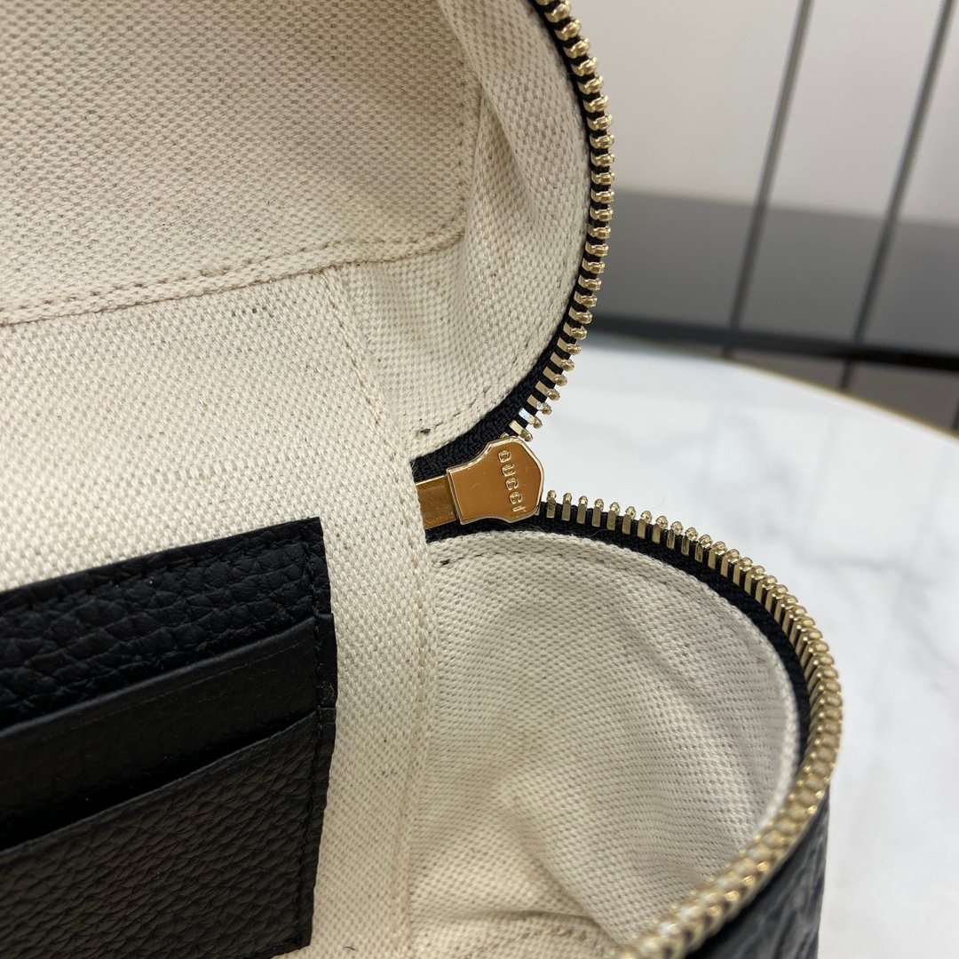 Handbag/Shoulder Bag Size 20x 12x 5cm