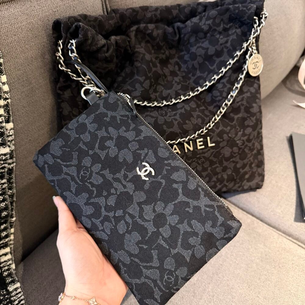 Handbag/Shoulder Bag Size 39*42*8    35*37*7cm