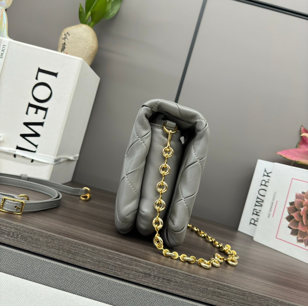 Handbag/Shoulder Bag Size 23*9*17cm