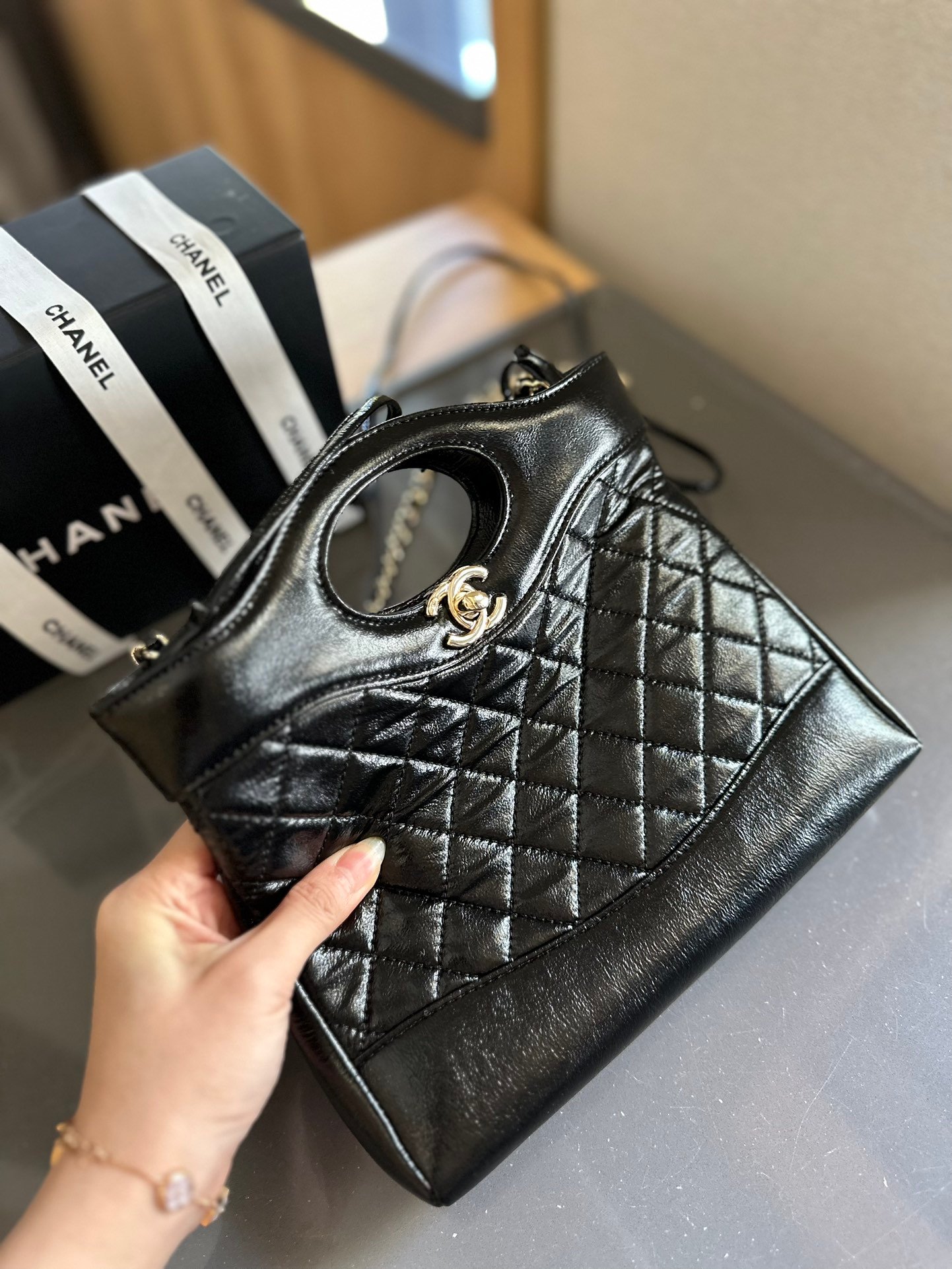 Handbag/Shoulder Bag Size 22*23*5.5