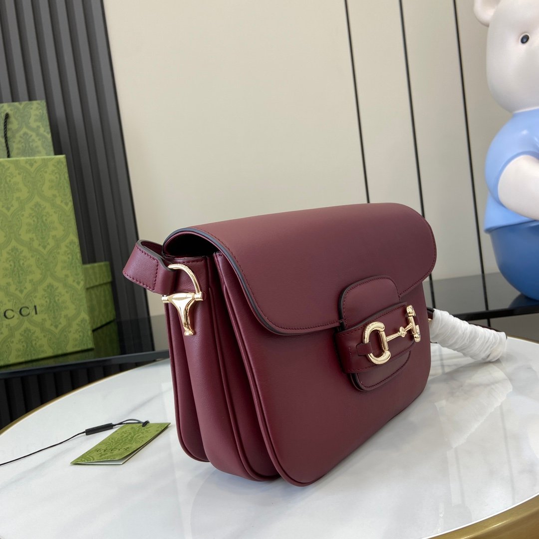 Handbag/Shoulder Bag Size  26x 17.5x 10