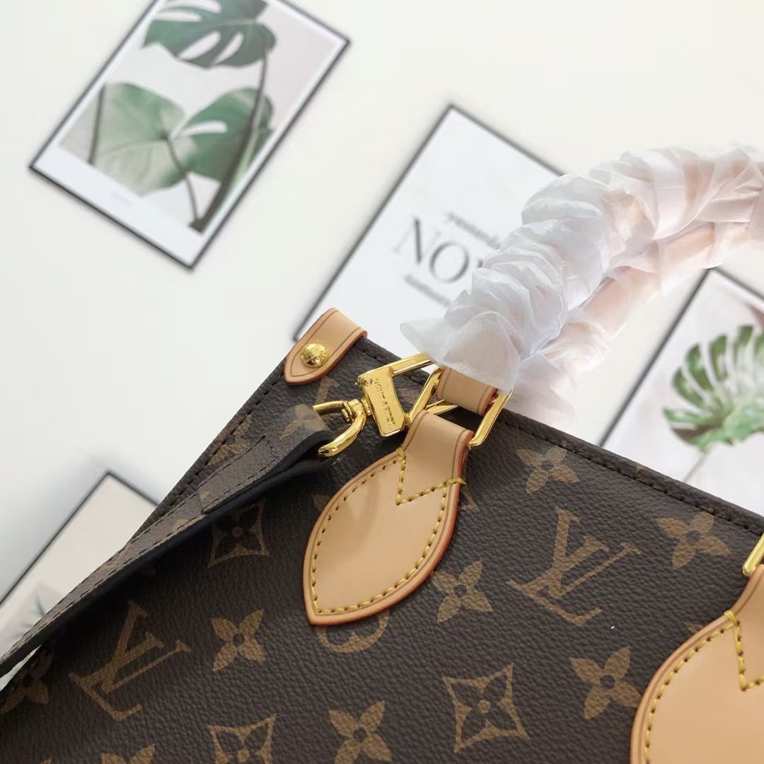 Reading Flower One-Shoulder Crossbody Handbag Specifications: 21.5*22*9cm