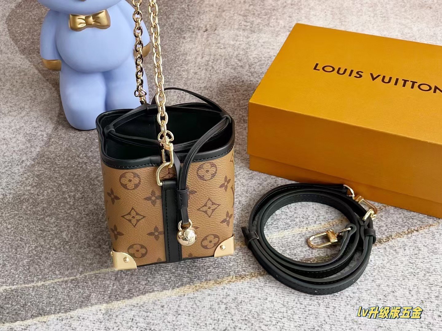 Tote bag shoulder bag Specification: 12*12*12cm