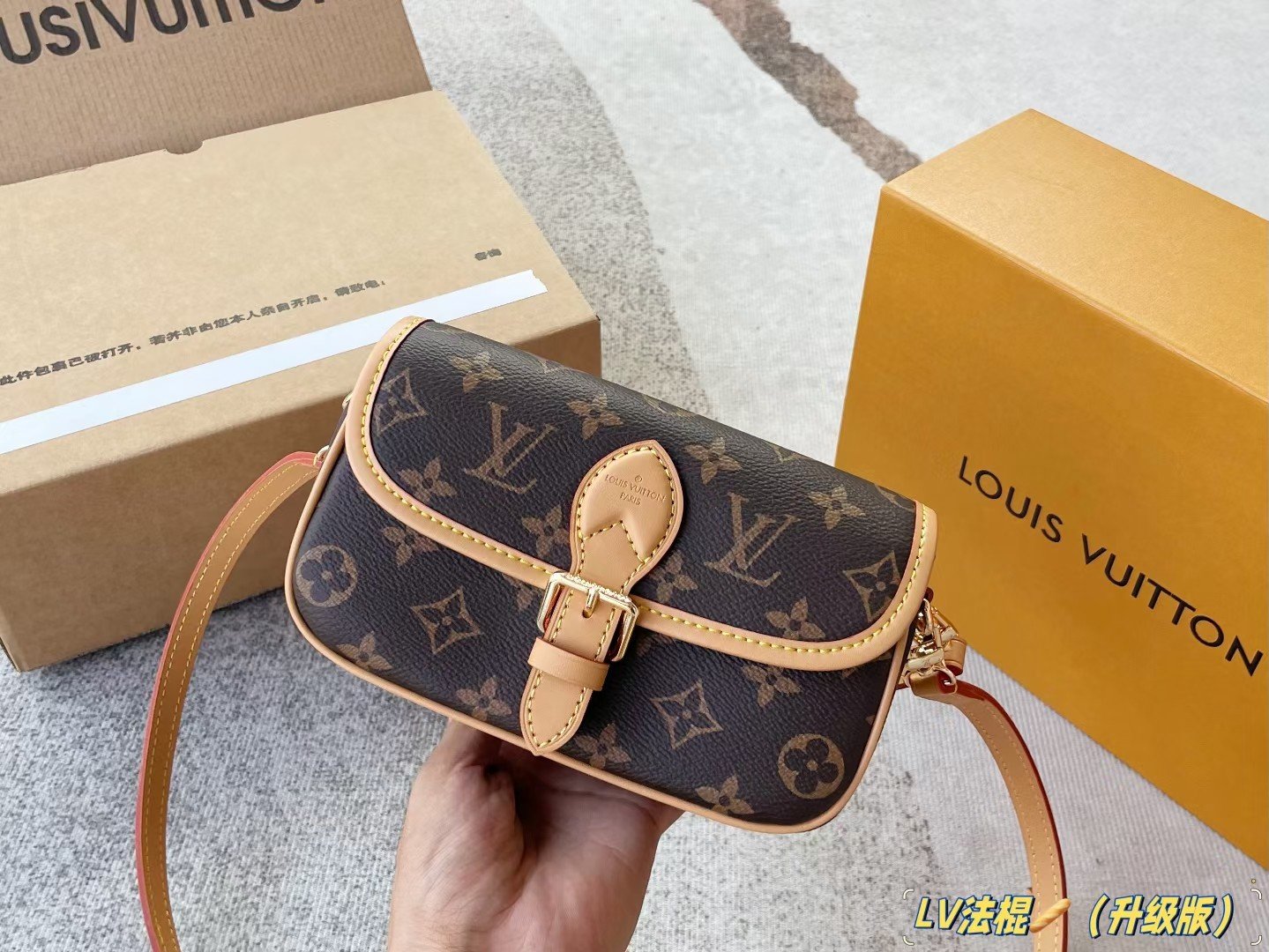 Mini baguette tote bag shoulder bag Specification: 25*15*10cm