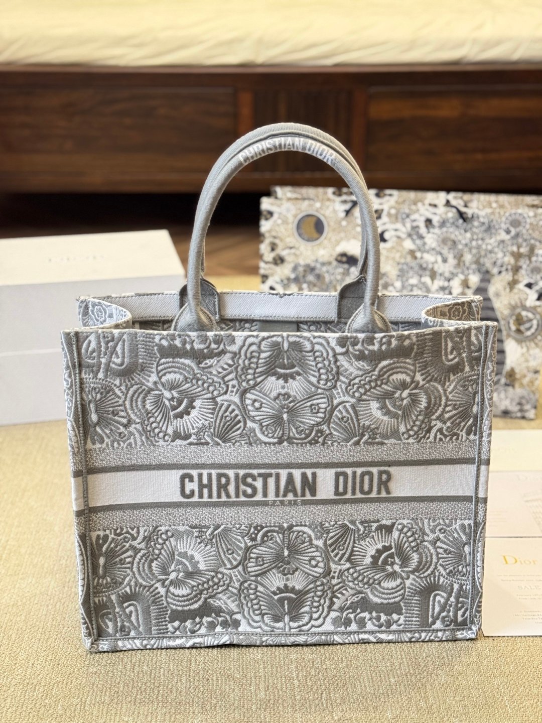 Handbag/Shoulder Bag Size 40x35x25cm