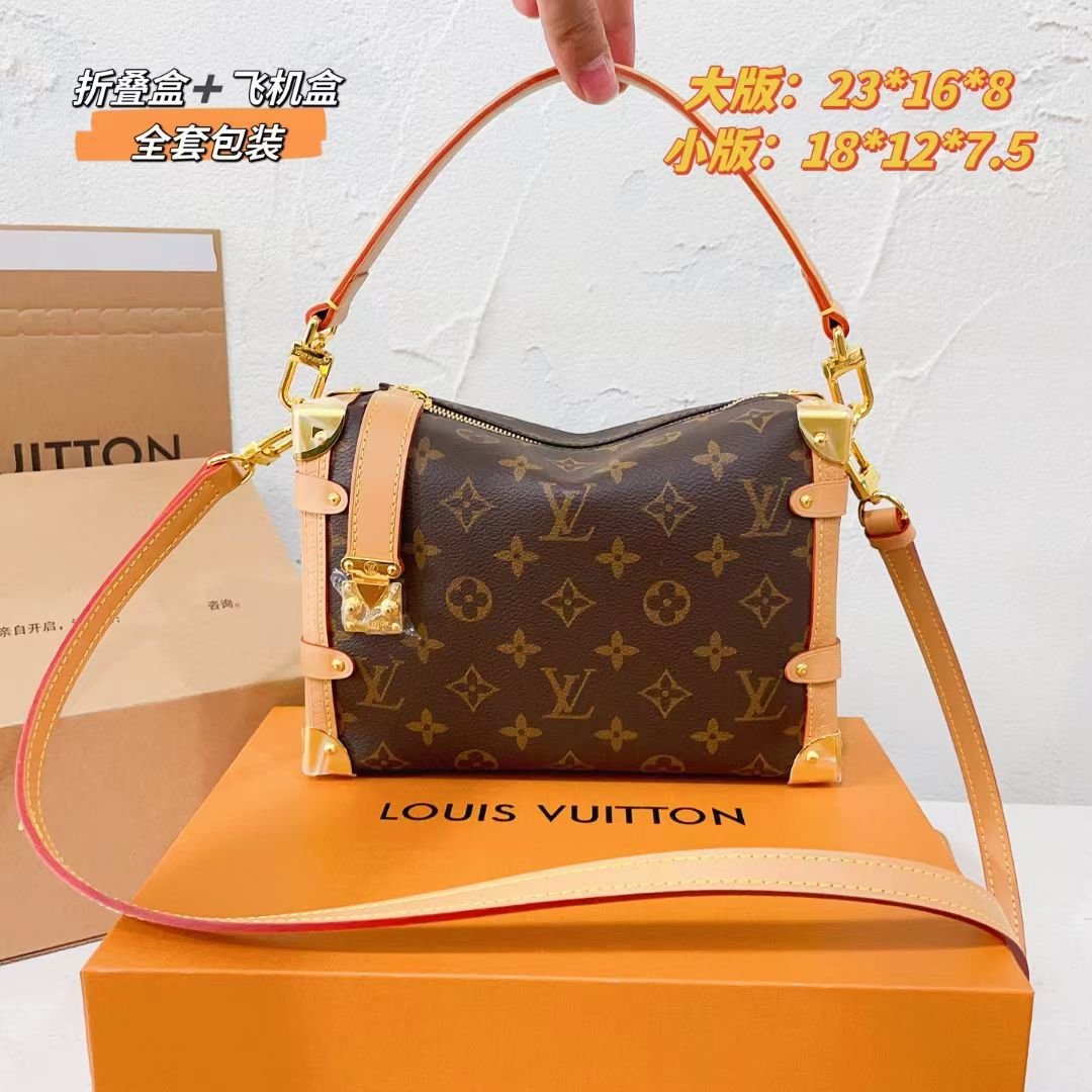 Handbag shoulder bag specifications: 18*12*8cm