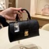 Shoulder bag handbag specifications: 12.5*6*21cm
