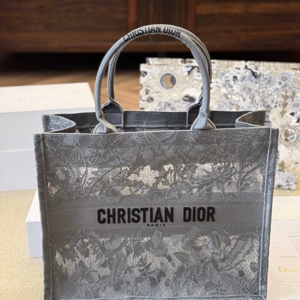 Handbag/Shoulder Bag Size 40x35cm
