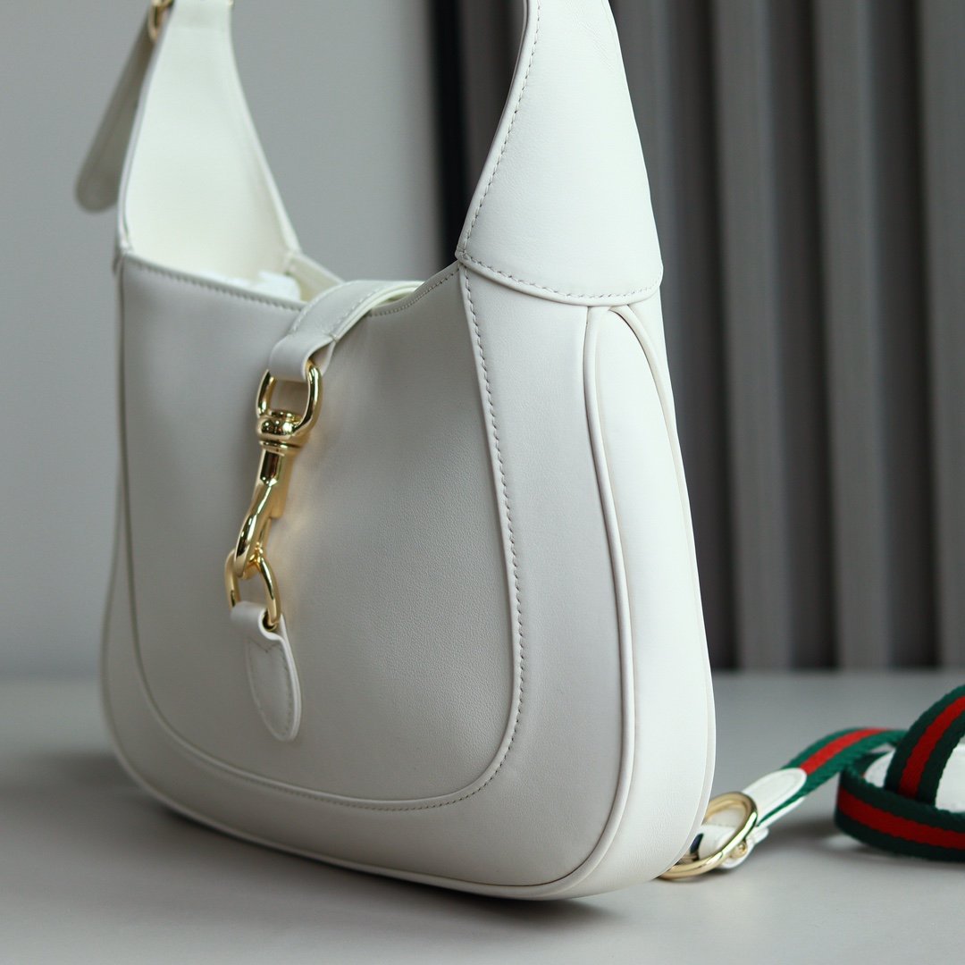 Handbag/Shoulder Bag Size   27.5x 19x 4