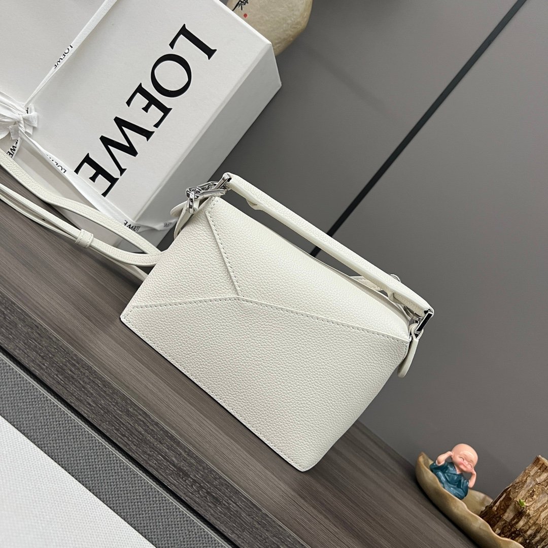 Handbag/Shoulder Bag Size 18*12.5*8CＭ