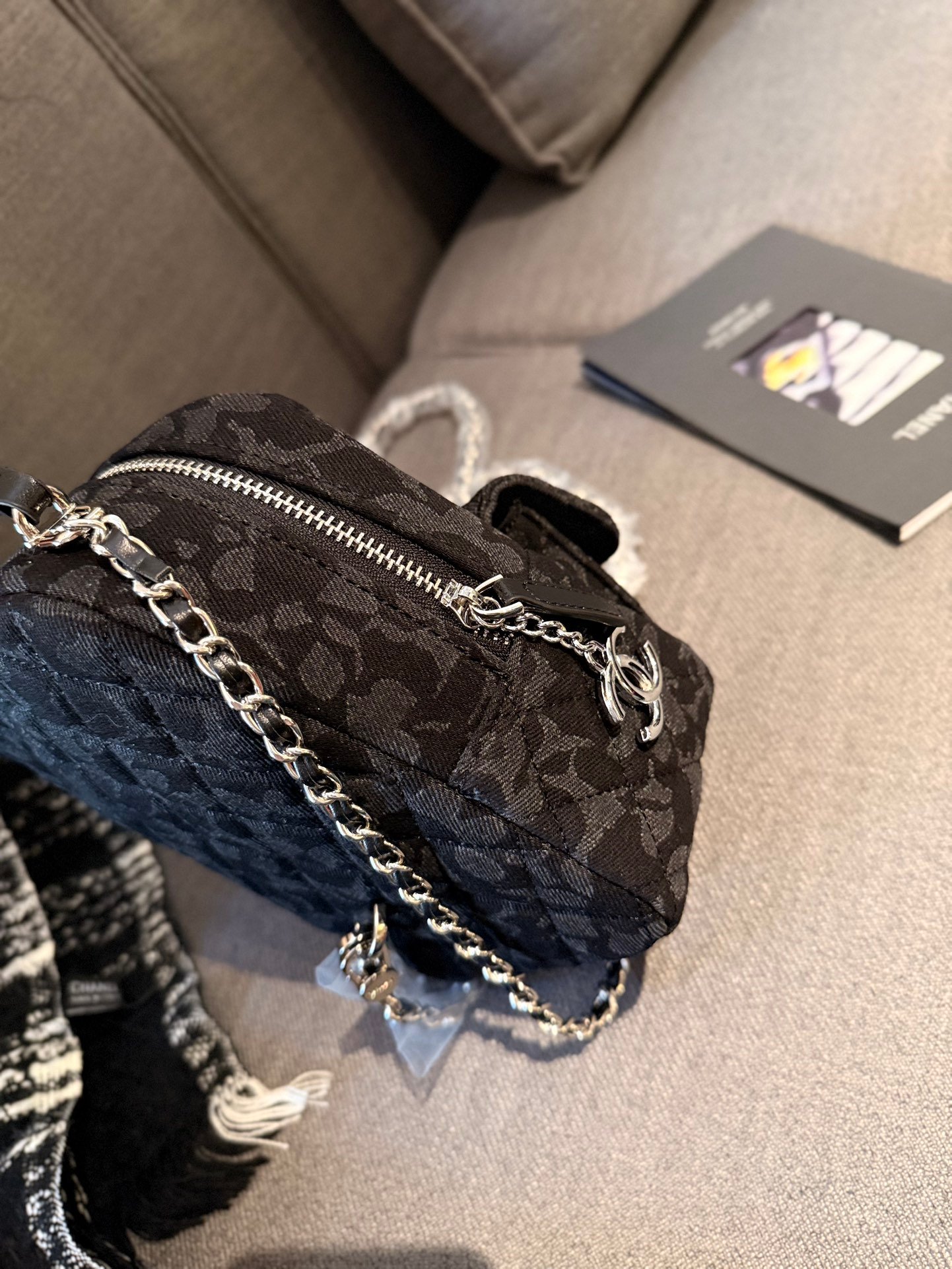 Handbag/Shoulder Bag Size  13x19