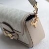 Handbag/Shoulder Bag Size  23.5x14x5cm