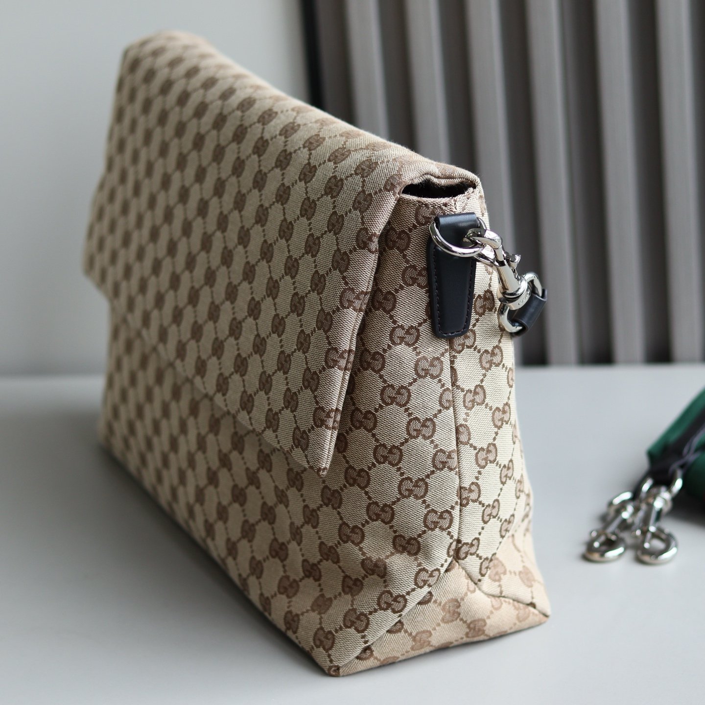 Handbag/Shoulder Bag Size 36x28x12cm