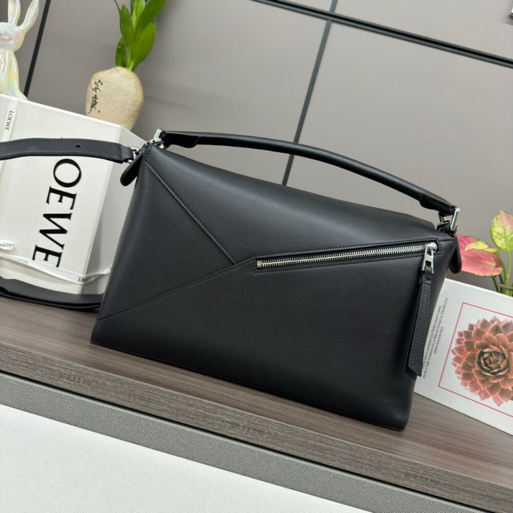 Handbag/Shoulder Bag Size 33*14.7*21.5cm