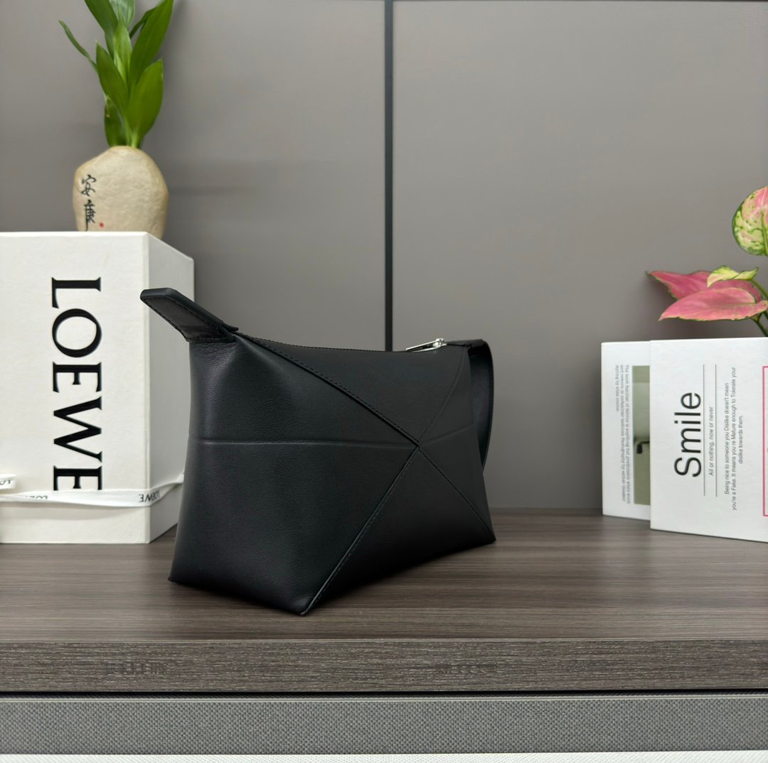 Handbag/Shoulder Bag Size 22.7*12*15.5CM