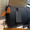 Pillow bag Crossbody bag Size: 17*27*13cm