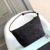 Handbag/Shoulder Bag Size 21*17*12.5cm