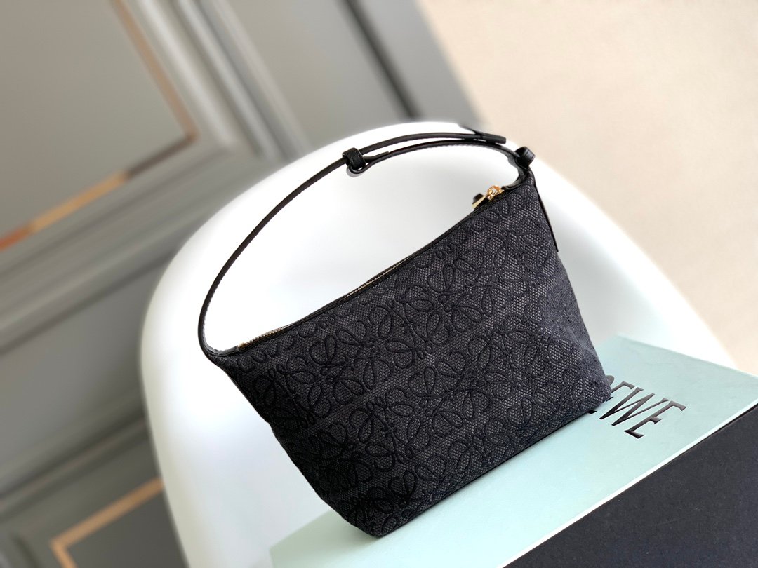 Handbag/Shoulder Bag Size 21*17*12.5cm